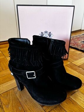 Juicy Couture Clancy W7 Black Waxy Suede Fringe Ankle Booties with Silver Buckle